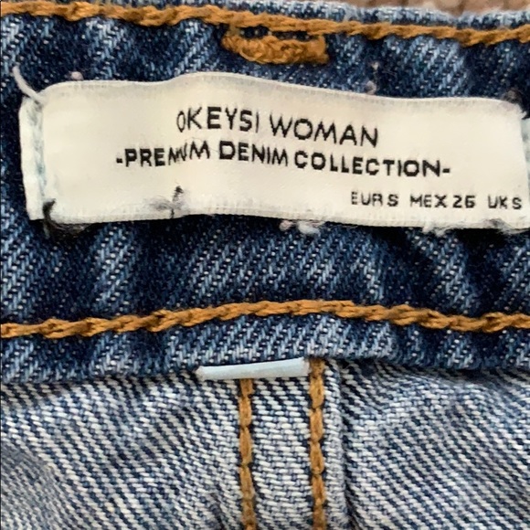 Mini denim skirt - Picture 3 of 3